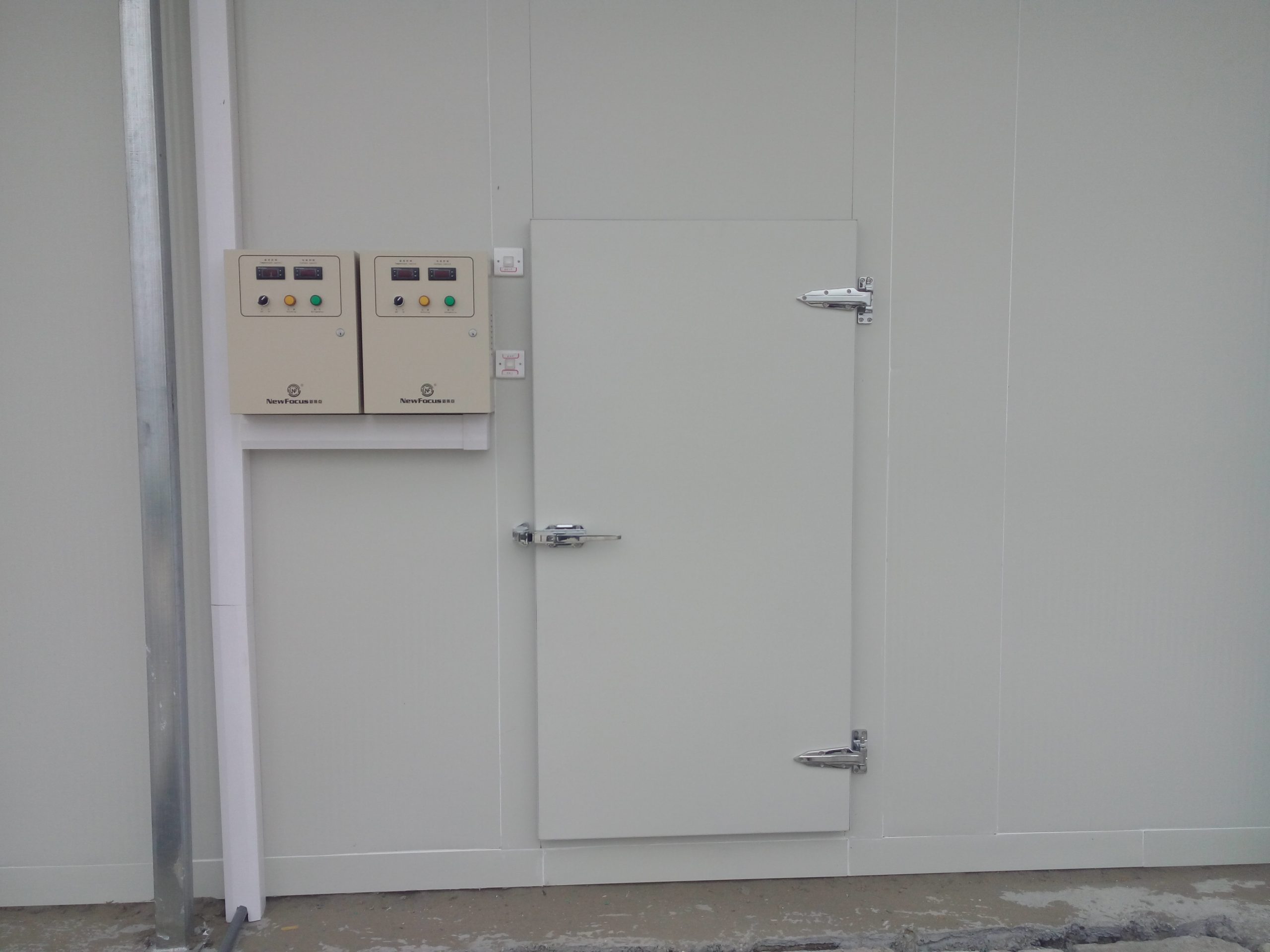 What are the temperature and humidity requirements for drug cool warehouses?插图