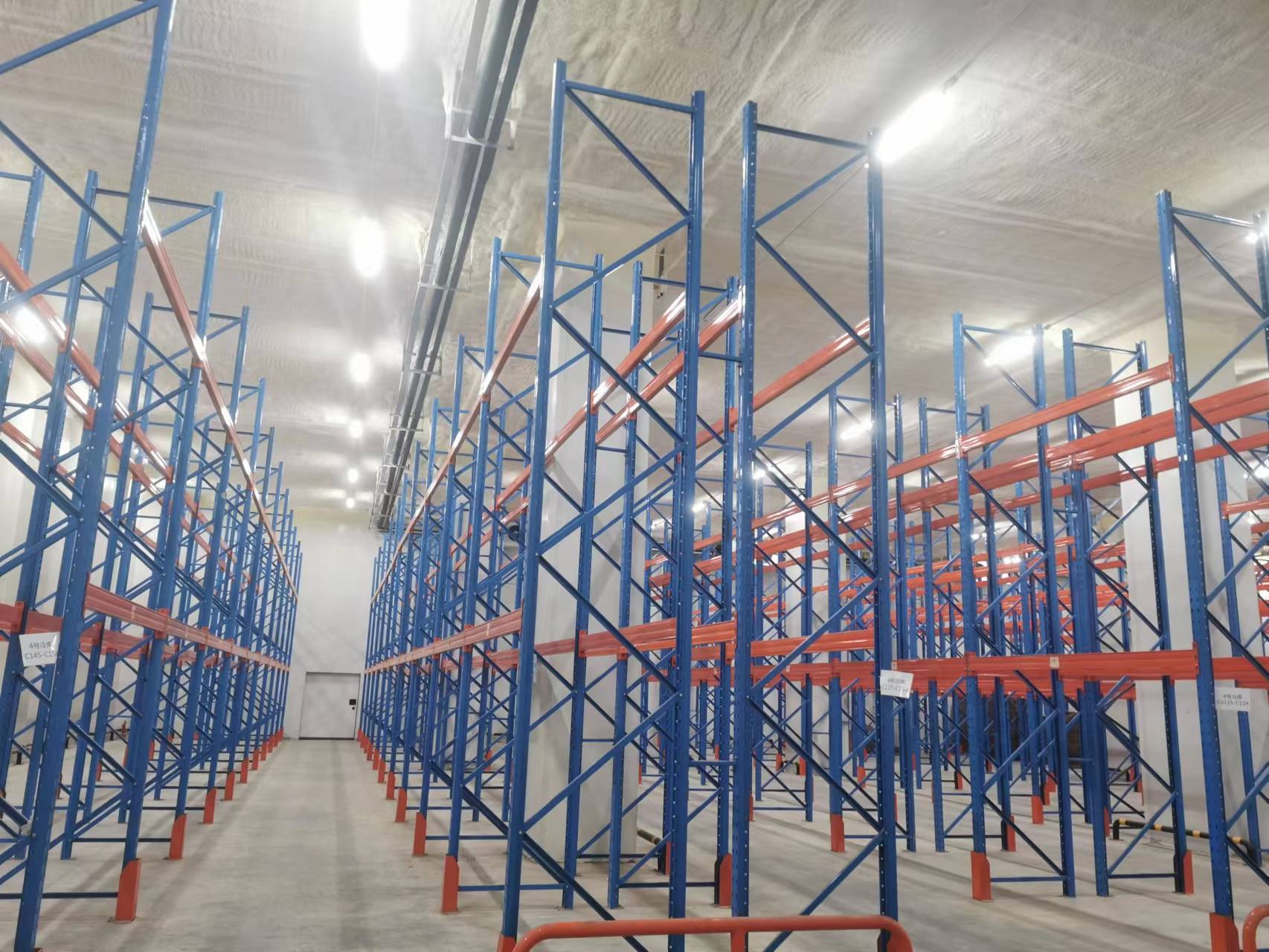 What are the requirements for temperature control buffer rooms in cold storage planning for warehousing and logistics?插图