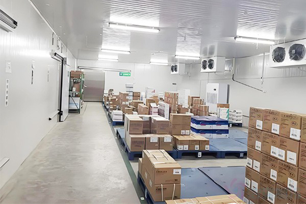 Which costs more to build: a cold storage wareh... Which costs more to build: a cold storage wareh...